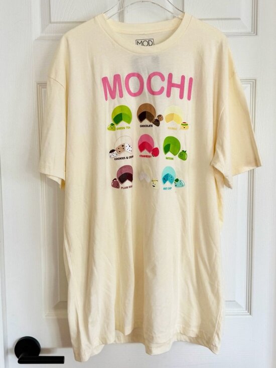 boxlunch Tops - 🍦 BOXLUNCH All the Mochi Kawaii Graphic Tee T-Shirt 2X XXL